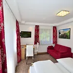 Panzió Haus Elisabeth 3*