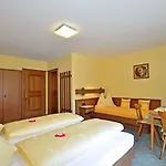 Haus Elisabeth Panzió 3*