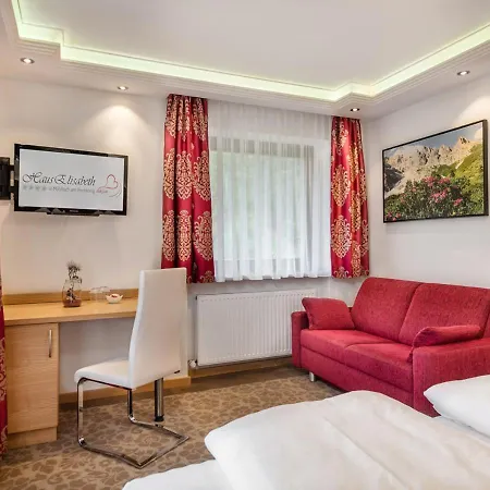 לינה וארוחת בוקר Haus Elisabeth