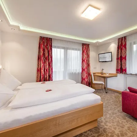 Haus Elisabeth לינה וארוחת בוקר 3*