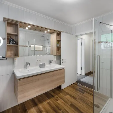 Haus Elisabeth לינה וארוחת בוקר 3*