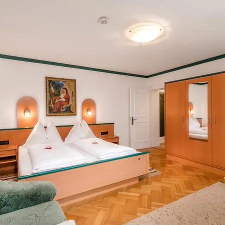 Haus Elisabeth לינה וארוחת בוקר