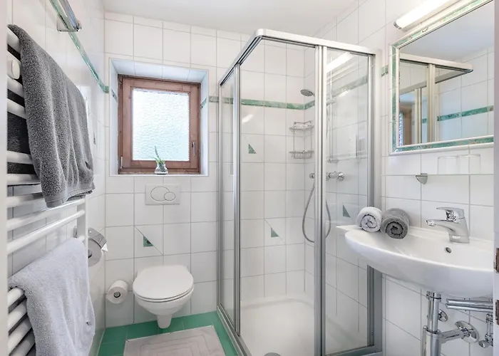 Haus Elisabeth فندق مبيت وإفطار 3*